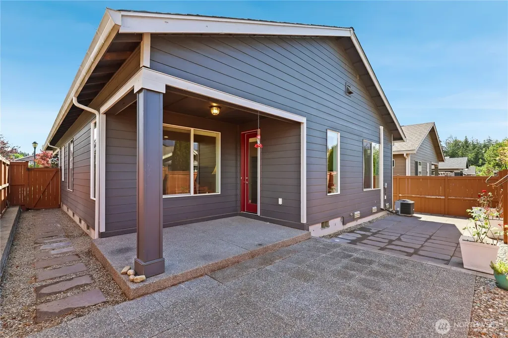 8218 Canton Avenue NE Lacey WA 98516
