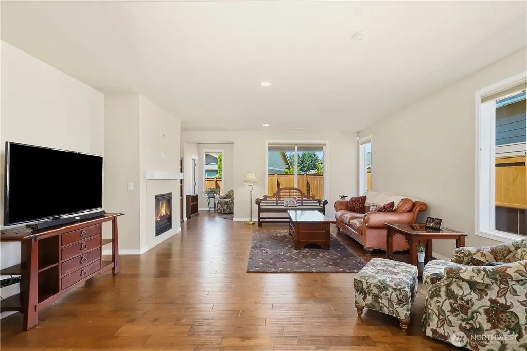8218 Canton Avenue NE Lacey WA 98516