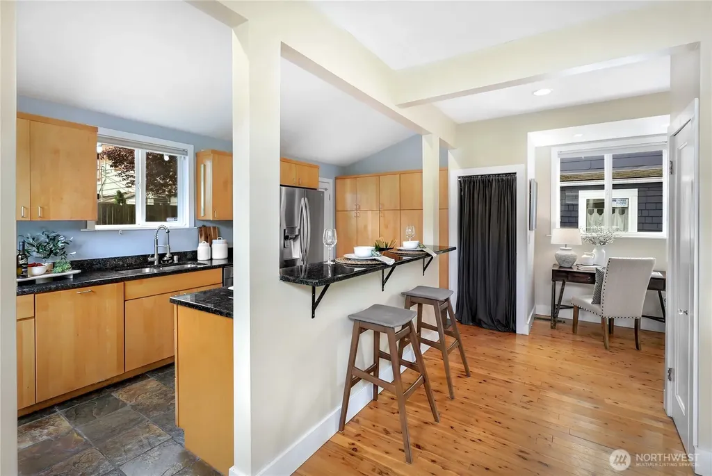 1606 22nd Avenue Seattle WA 98122