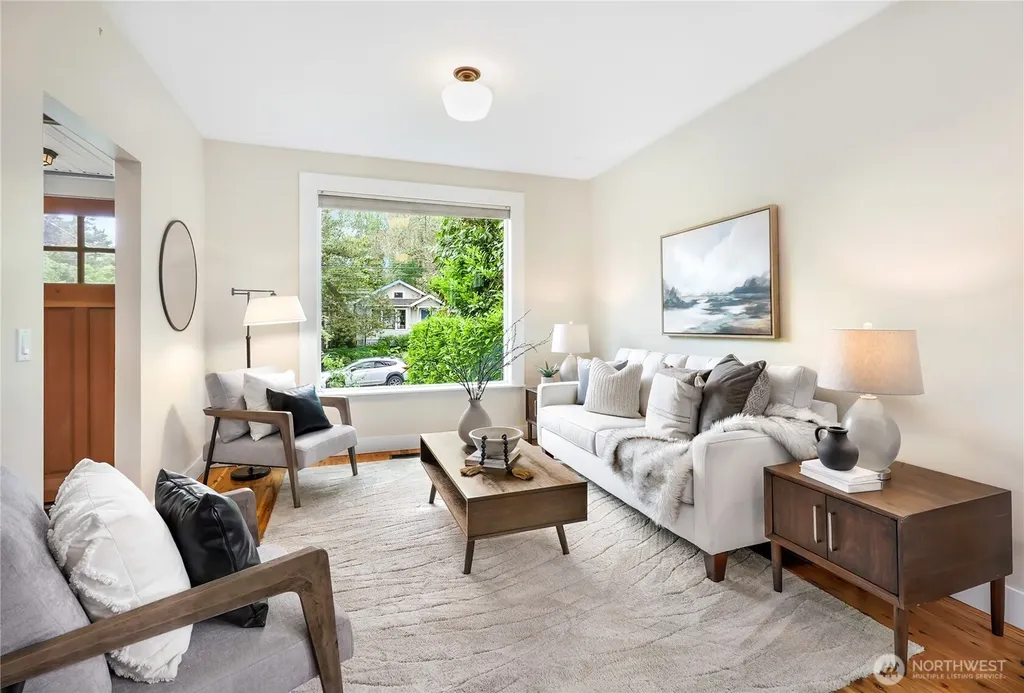 1606 22nd Avenue Seattle WA 98122