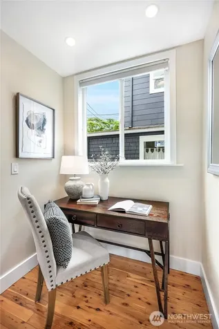 1606 22nd Avenue Seattle WA 98122