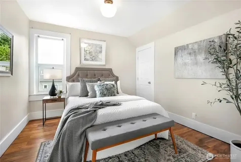 1606 22nd Avenue Seattle WA 98122