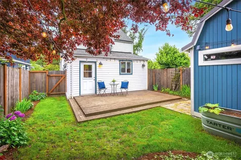 1606 22nd Avenue Seattle WA 98122