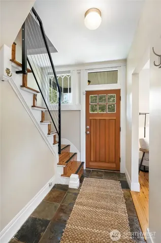1606 22nd Avenue Seattle WA 98122