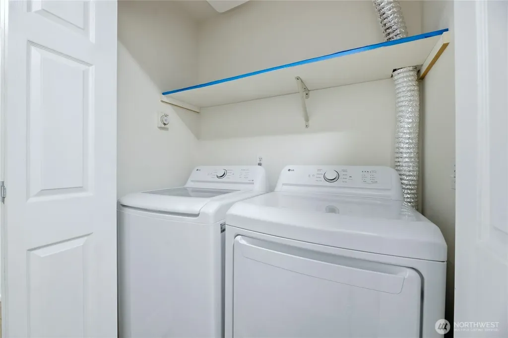 23907 67th Place S Kent WA 98032