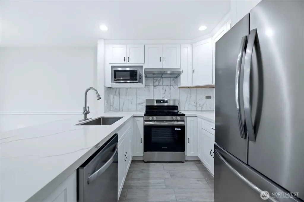 23907 67th Place S Kent WA 98032