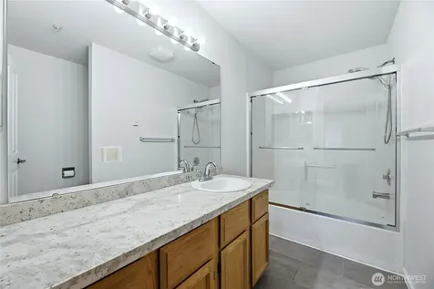 23907 67th Place S Kent WA 98032