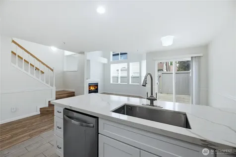 23907 67th Place S Kent WA 98032
