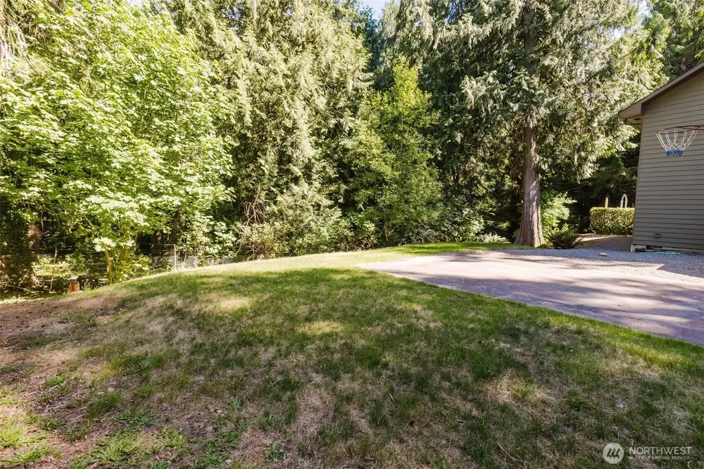 7215 NE Dolphin Drive Bainbridge Island WA 98110