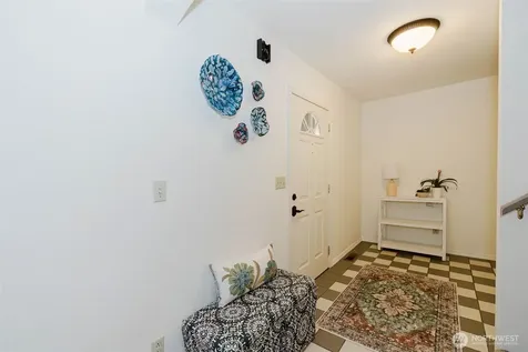 7215 NE Dolphin Drive Bainbridge Island WA 98110