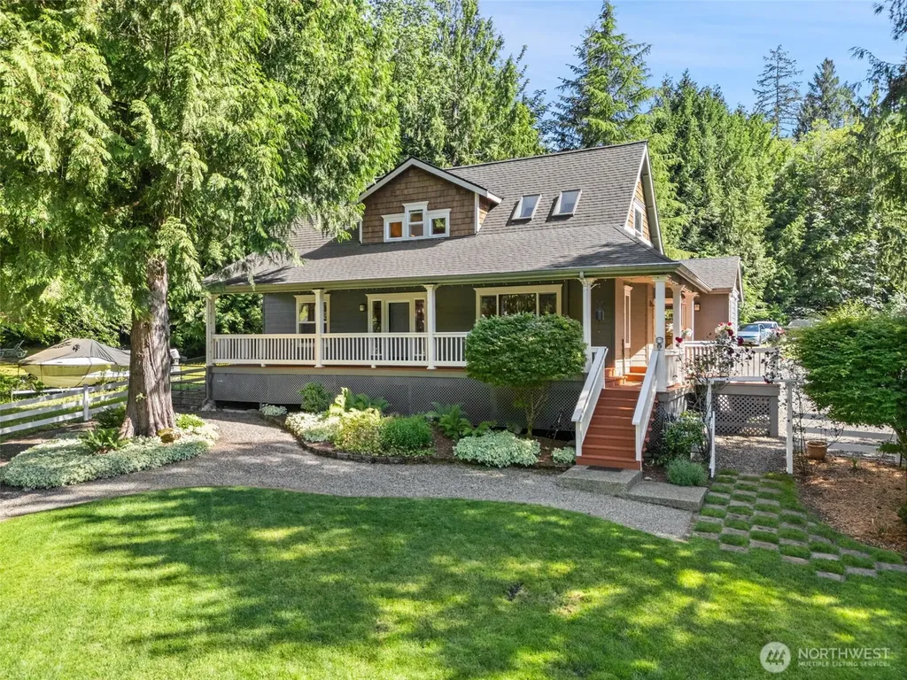 4260 Sonoma Terrace SE Port Orchard WA 98366