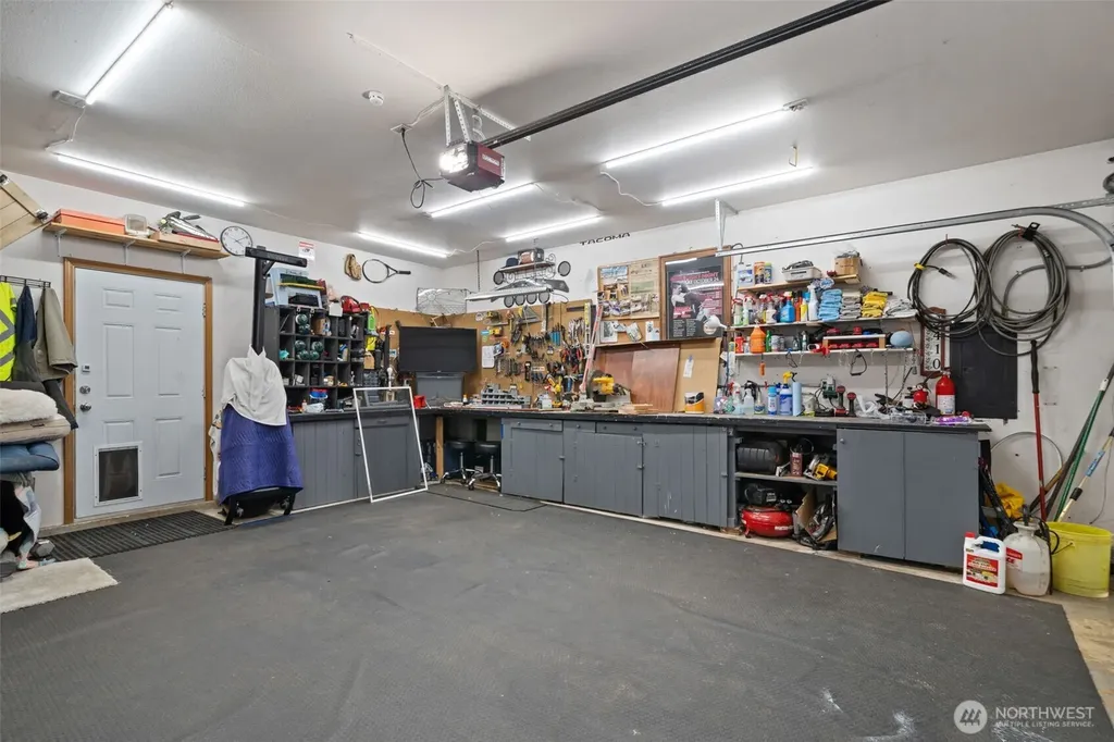4260 Sonoma Terrace SE Port Orchard WA 98366