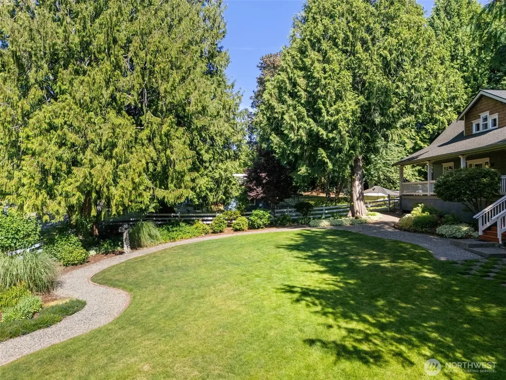 4260 Sonoma Terrace SE Port Orchard WA 98366