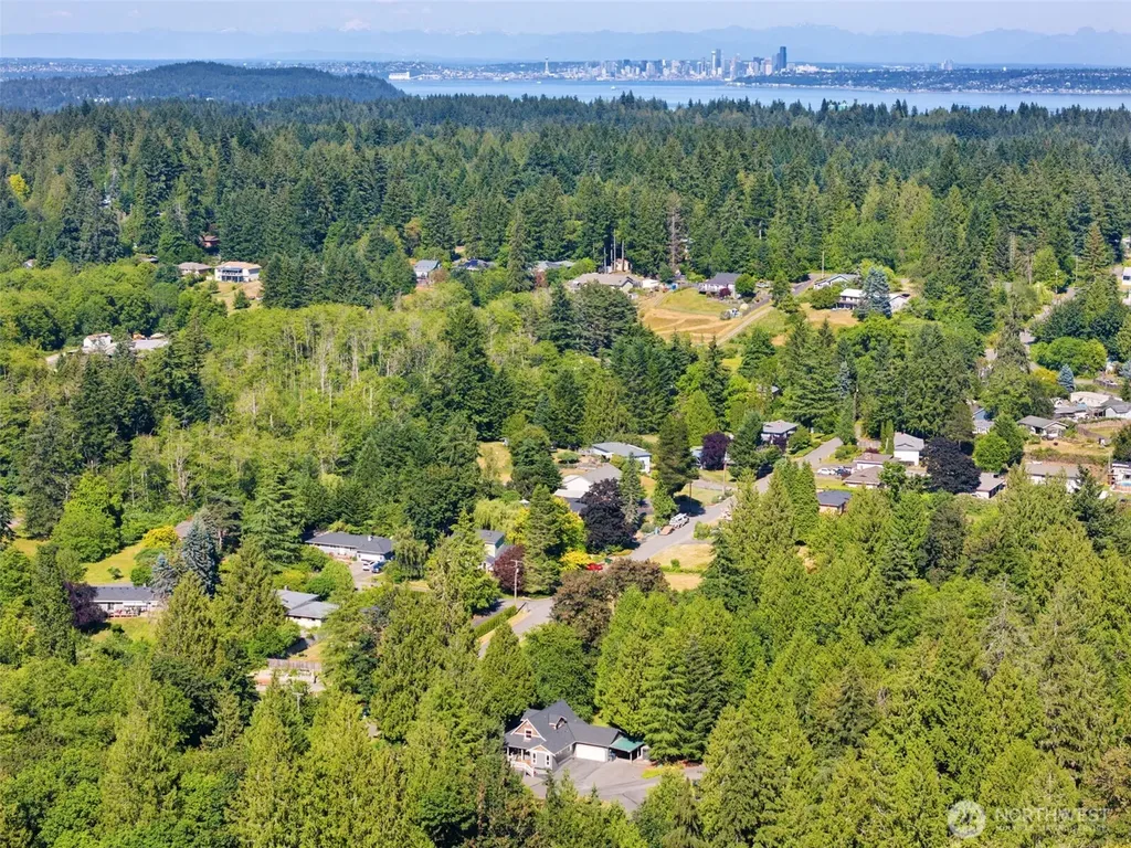 4260 Sonoma Terrace SE Port Orchard WA 98366