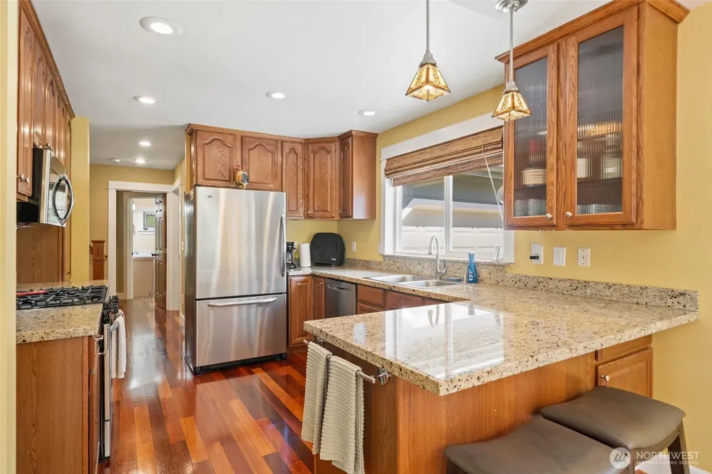 4260 Sonoma Terrace SE Port Orchard WA 98366