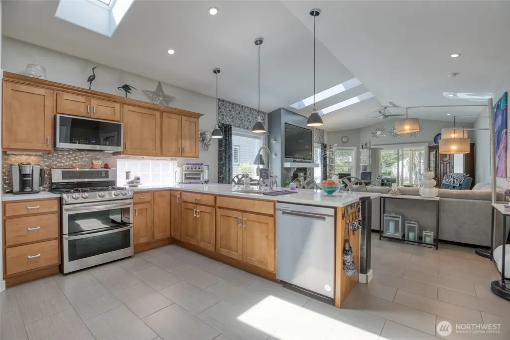 760 Plover Court SE Ocean Shores WA 98569
