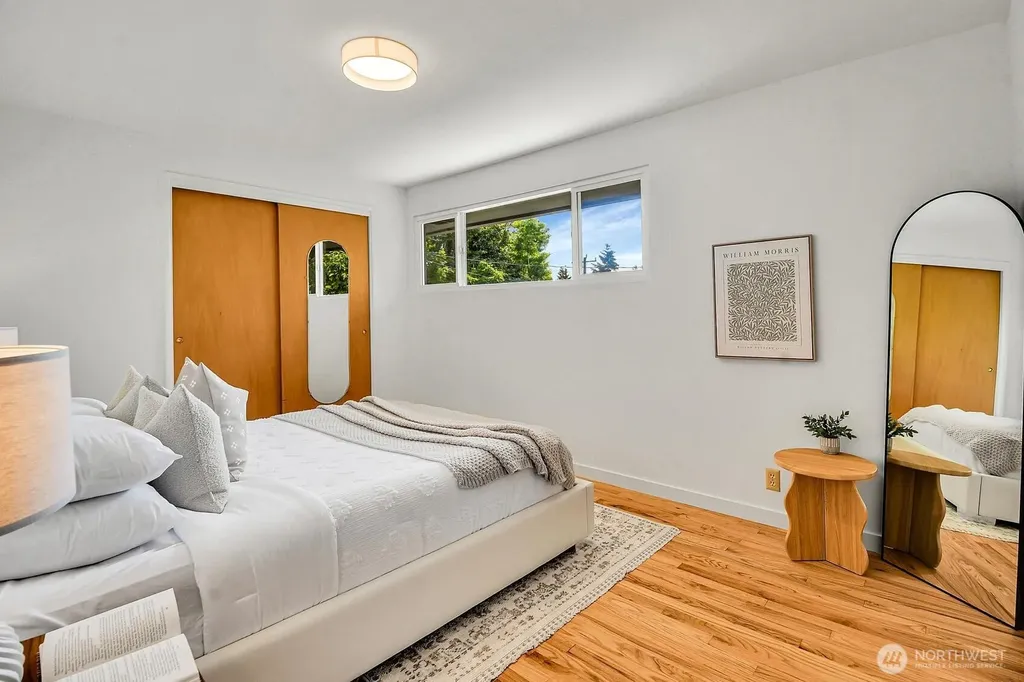 4631 48th Avenue S Seattle WA 98118