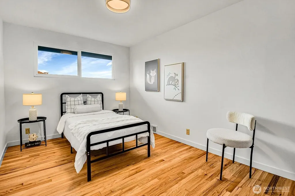 4631 48th Avenue S Seattle WA 98118