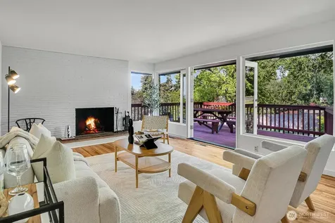 4631 48th Avenue S Seattle WA 98118