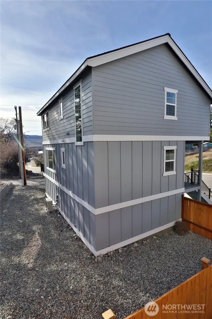 600 Ross Canyon Road Omak WA 98841