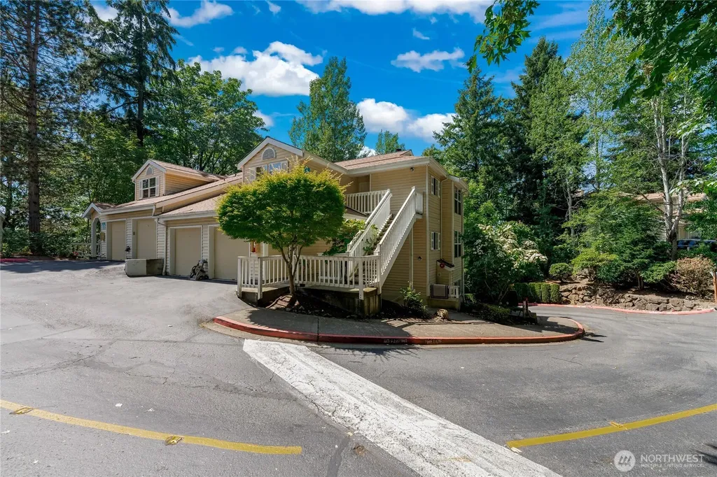 2540 118th Avenue SE Bellevue WA 98005