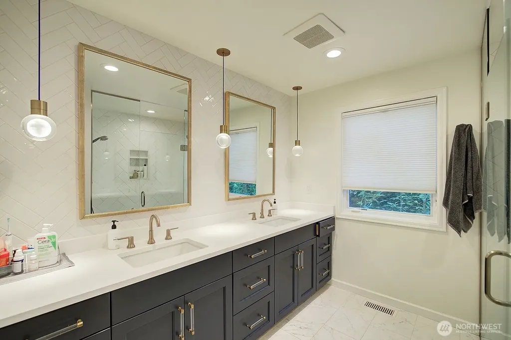 8846 SE 59th Street Mercer Island WA 98040