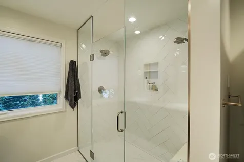 8846 SE 59th Street Mercer Island WA 98040