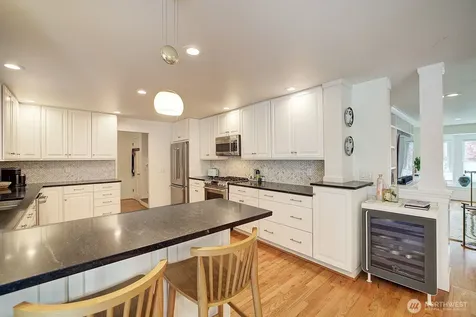 8846 SE 59th Street Mercer Island WA 98040