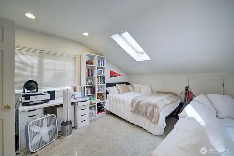 8846 SE 59th Street Mercer Island WA 98040
