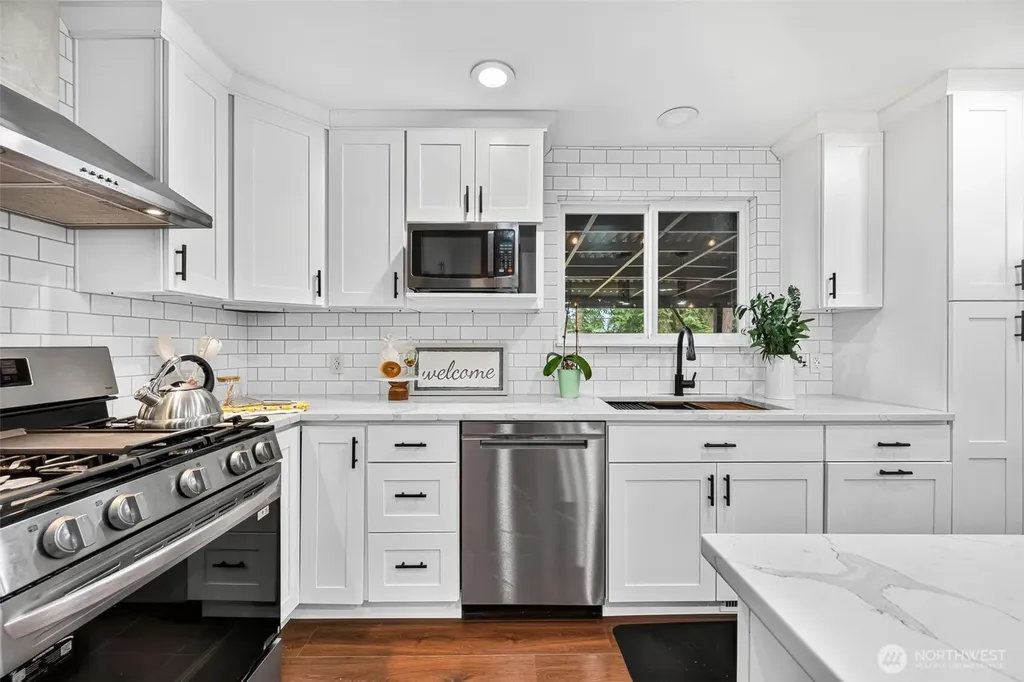 23119 80th Place W Edmonds WA 98026