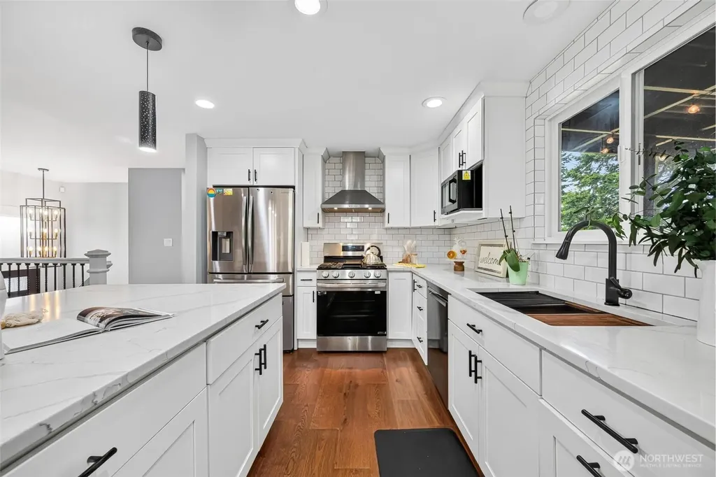 23119 80th Place W Edmonds WA 98026