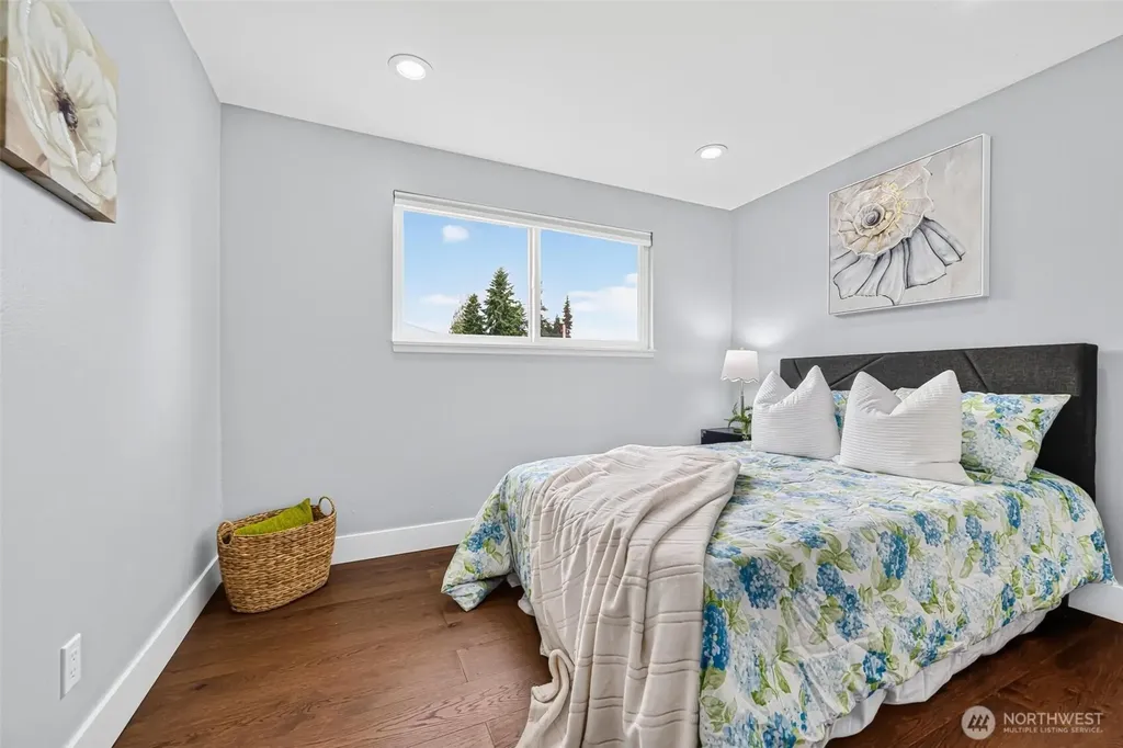 23119 80th Place W Edmonds WA 98026
