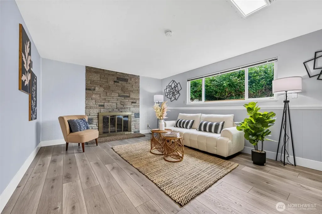 23119 80th Place W Edmonds WA 98026