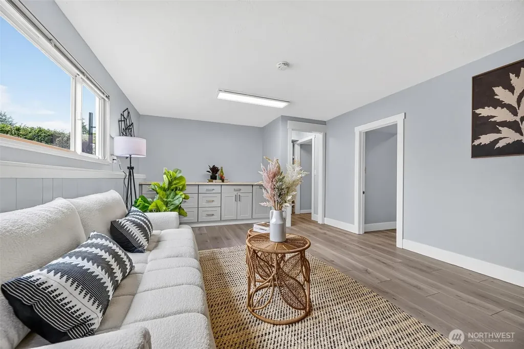 23119 80th Place W Edmonds WA 98026