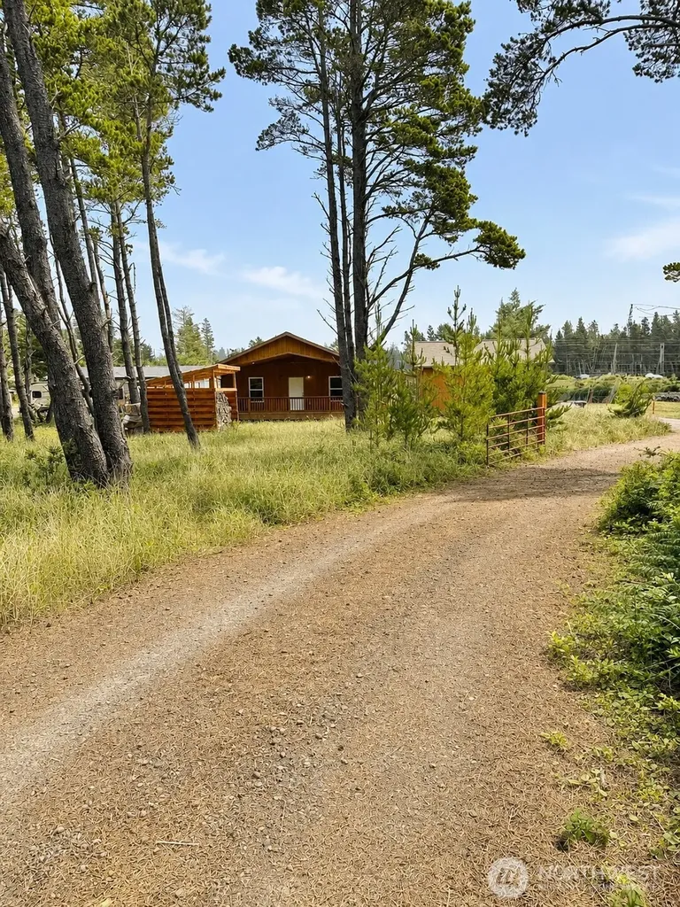 1195 215 Th Lane Ocean Park WA 98640