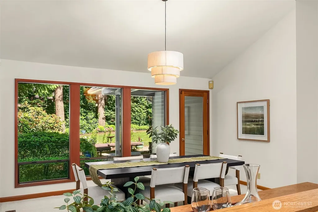 4320 143rd Place NE Bellevue WA 98007