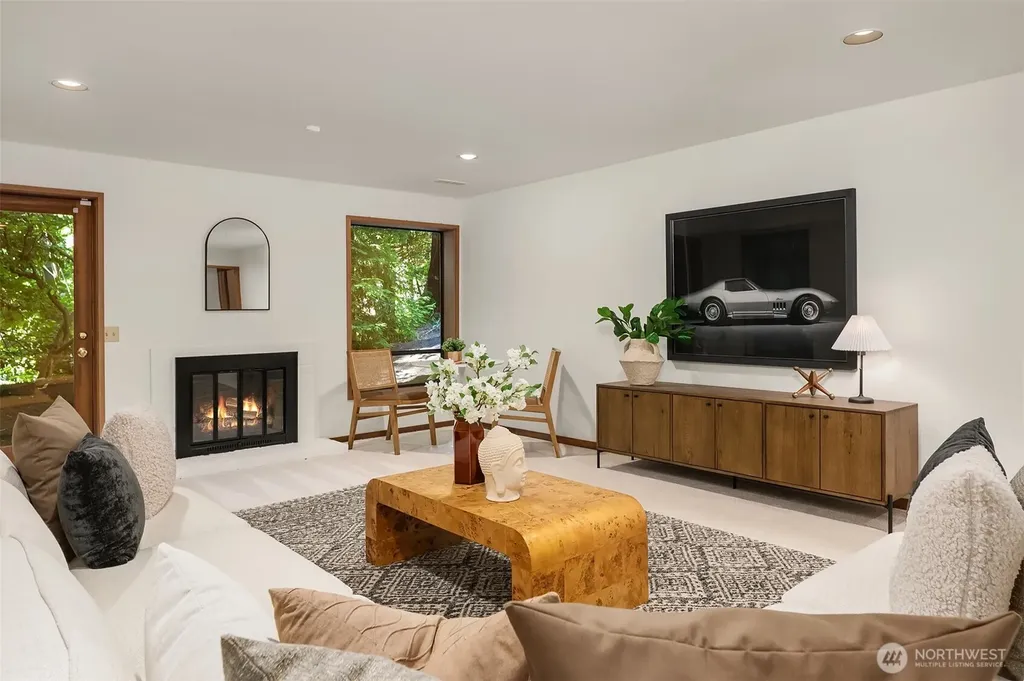 4320 143rd Place NE Bellevue WA 98007