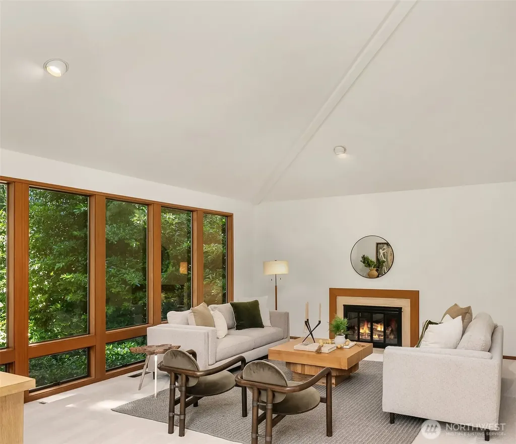 4320 143rd Place NE Bellevue WA 98007