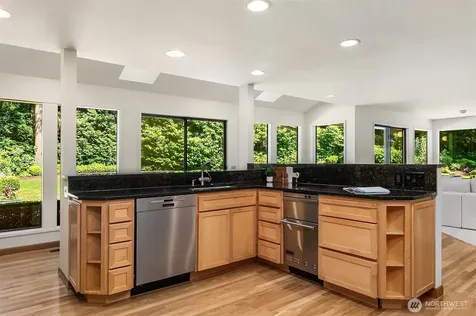 4320 143rd Place NE Bellevue WA 98007
