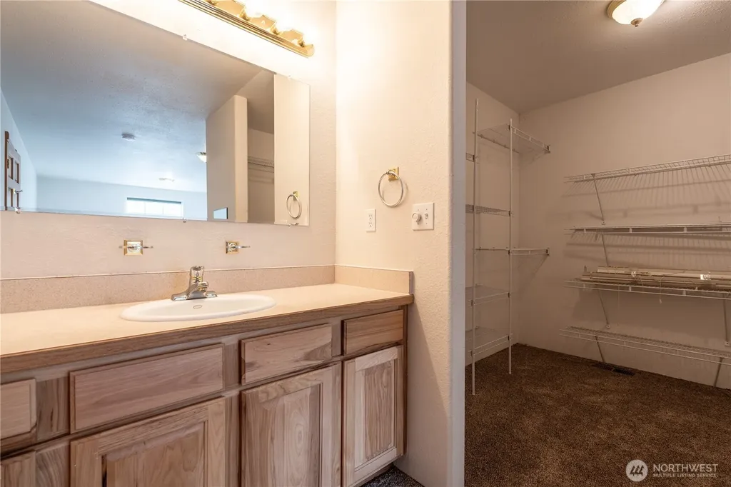 732 Satsop Road W Montesano WA 98563