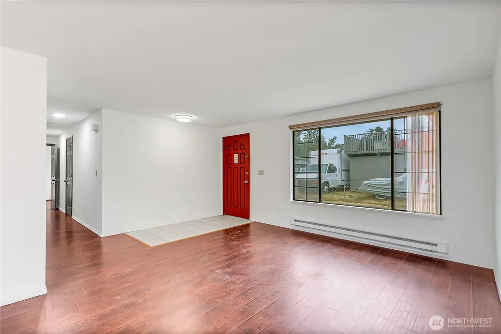 1318 S 82nd Street Tacoma WA 98408