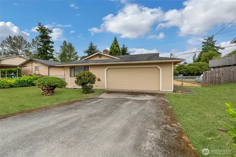 1318 S 82nd Street Tacoma WA 98408