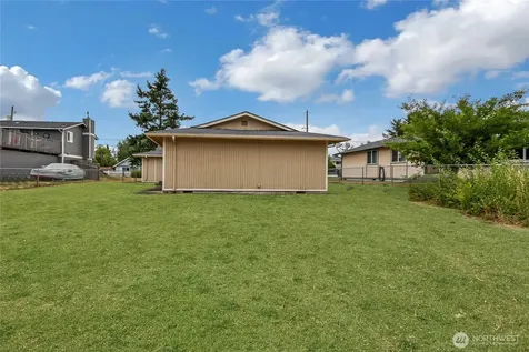 1318 S 82nd Street Tacoma WA 98408