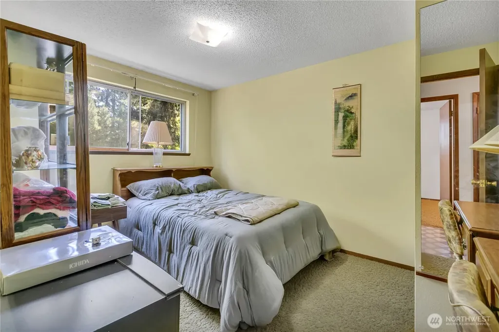 8841 Timber Loop SE Olympia WA 98513