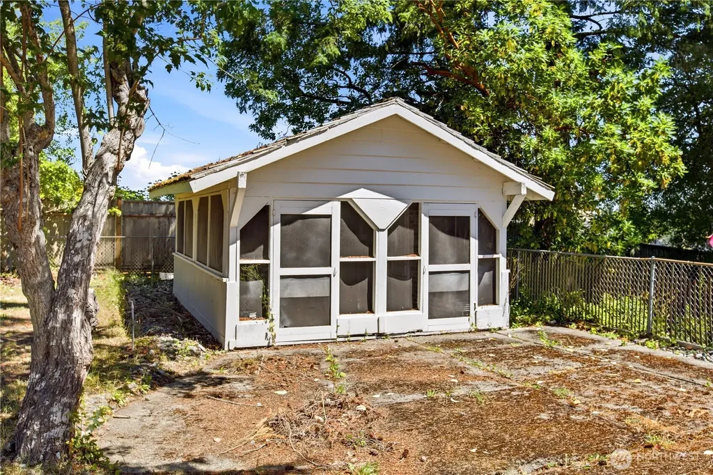 8841 Timber Loop SE Olympia WA 98513