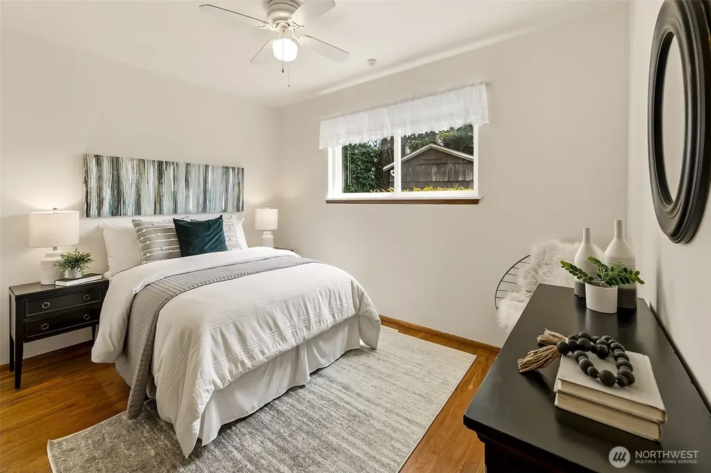 4854 47th Avenue SW Seattle WA 98116