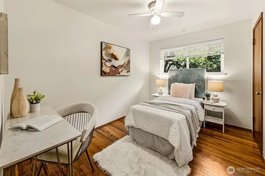 4854 47th Avenue SW Seattle WA 98116