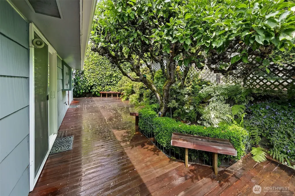 4854 47th Avenue SW Seattle WA 98116