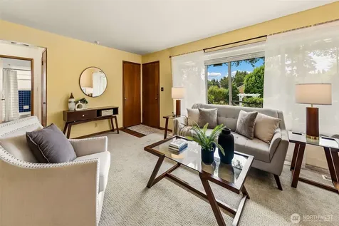4854 47th Avenue SW Seattle WA 98116