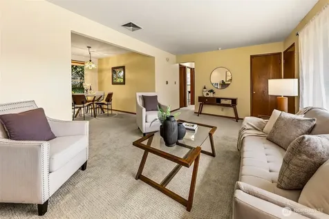 4854 47th Avenue SW Seattle WA 98116